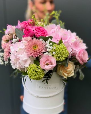 XXL box udělá dojem ⭐️ #kvetinysuchaloz #kvetinarstvi #flowerbox #kvetinovybox #kvetinyuherskybrod #dorucovanikvetin...